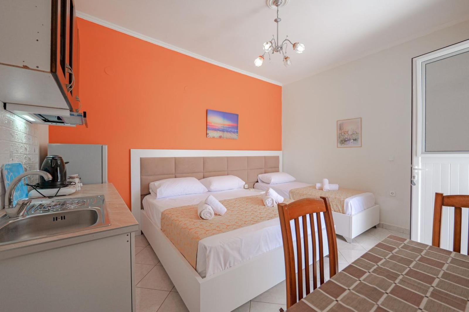 Ensilv Apartman Ksamil
