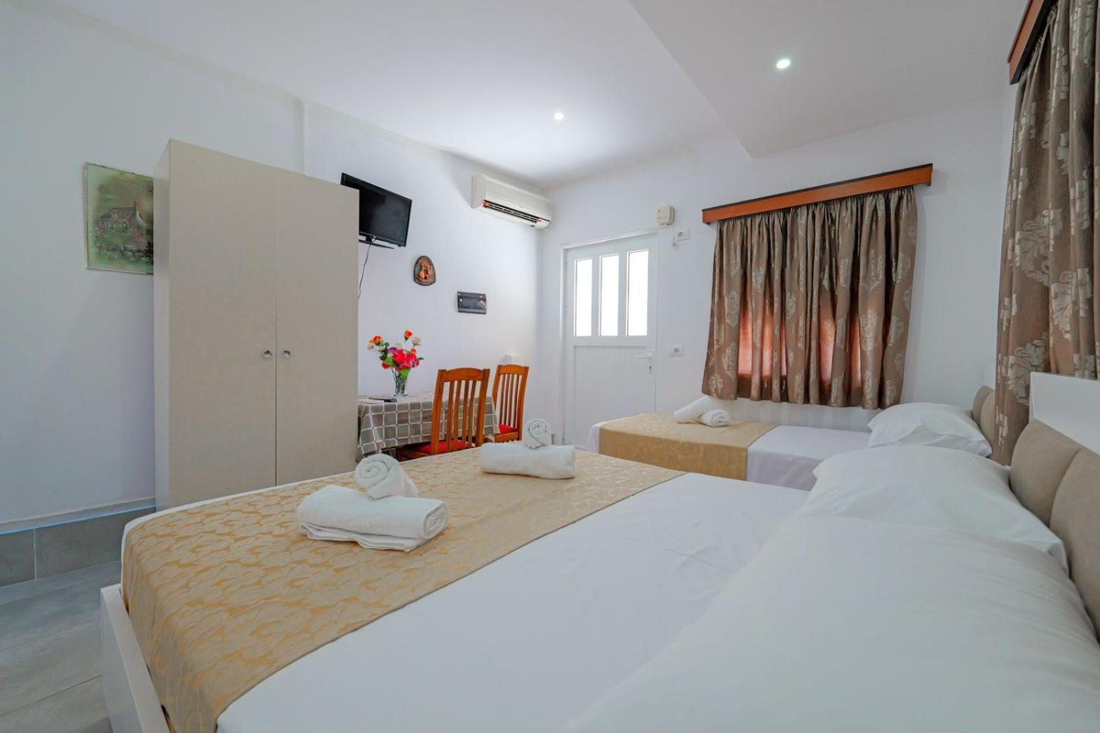 Ensilv Apartament